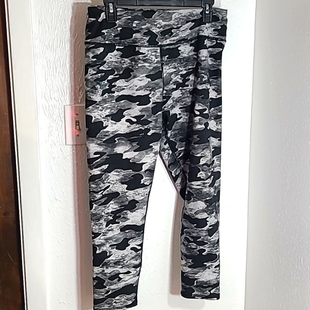 Evcr Gray & Black Camo Leggings, Size 1X